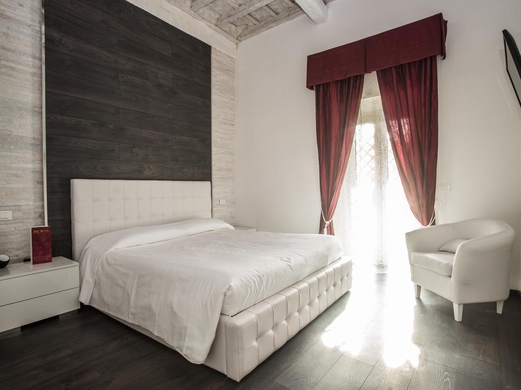 Royal 2* Roma