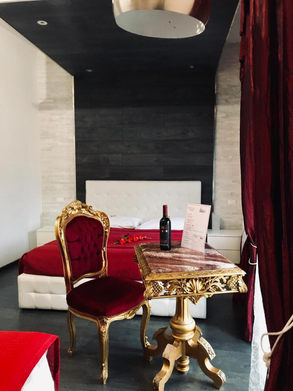 Royal Roma