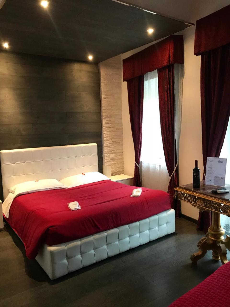 Royal 2* Roma